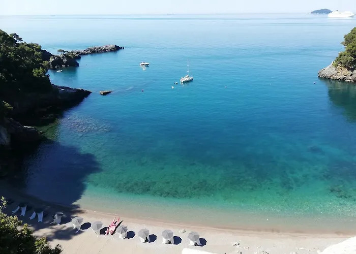 Leccino Sea Cliff Private Garden In Gulf Of Poets * Tellaro